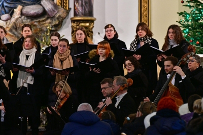 koncert-swiateczny-choru-alla-polacca-i-orkiestry-kameralnej-filharmonii-narodowej