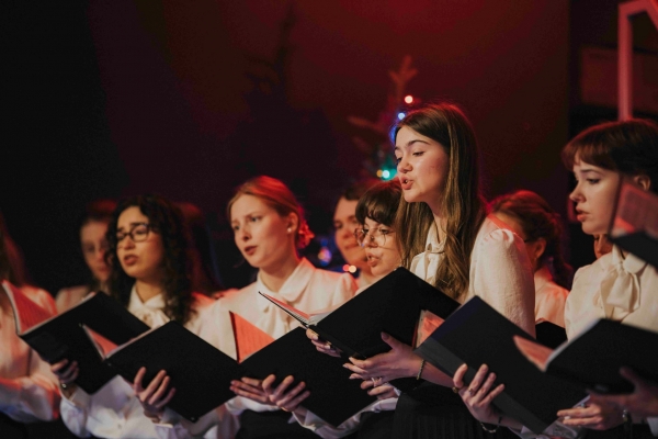 602014194_122146812560726460_5452127157889605990_n